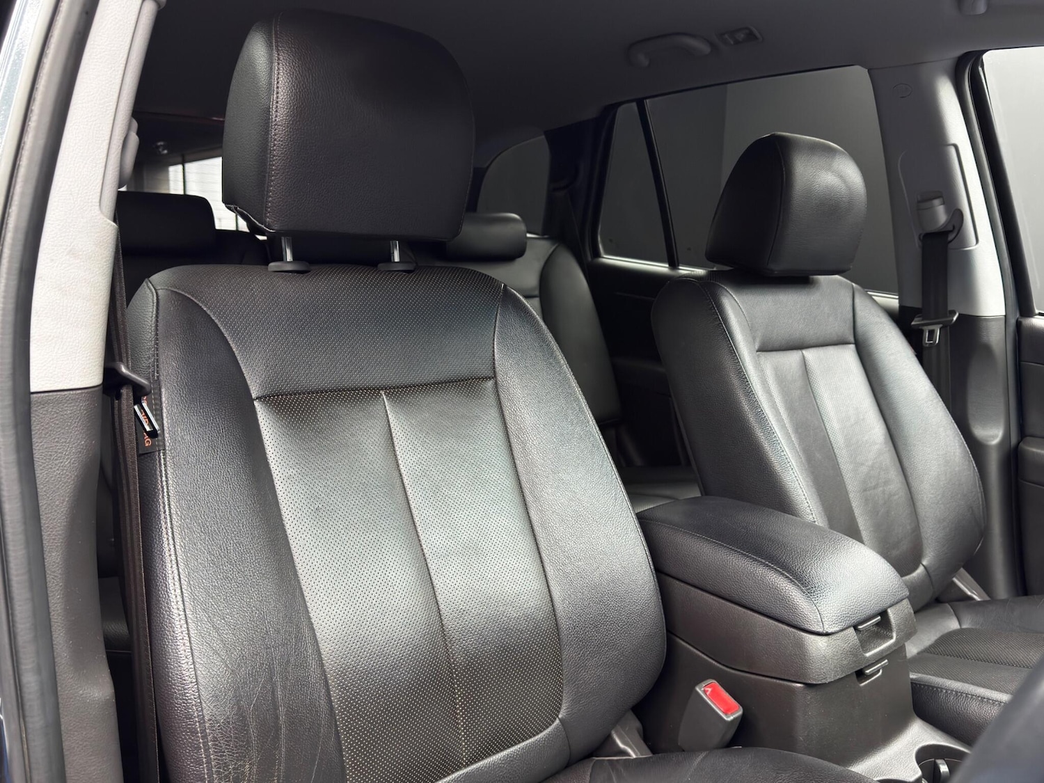 Used Hyundai Santa Fe 2012 for sale - 78058854: Photo 12