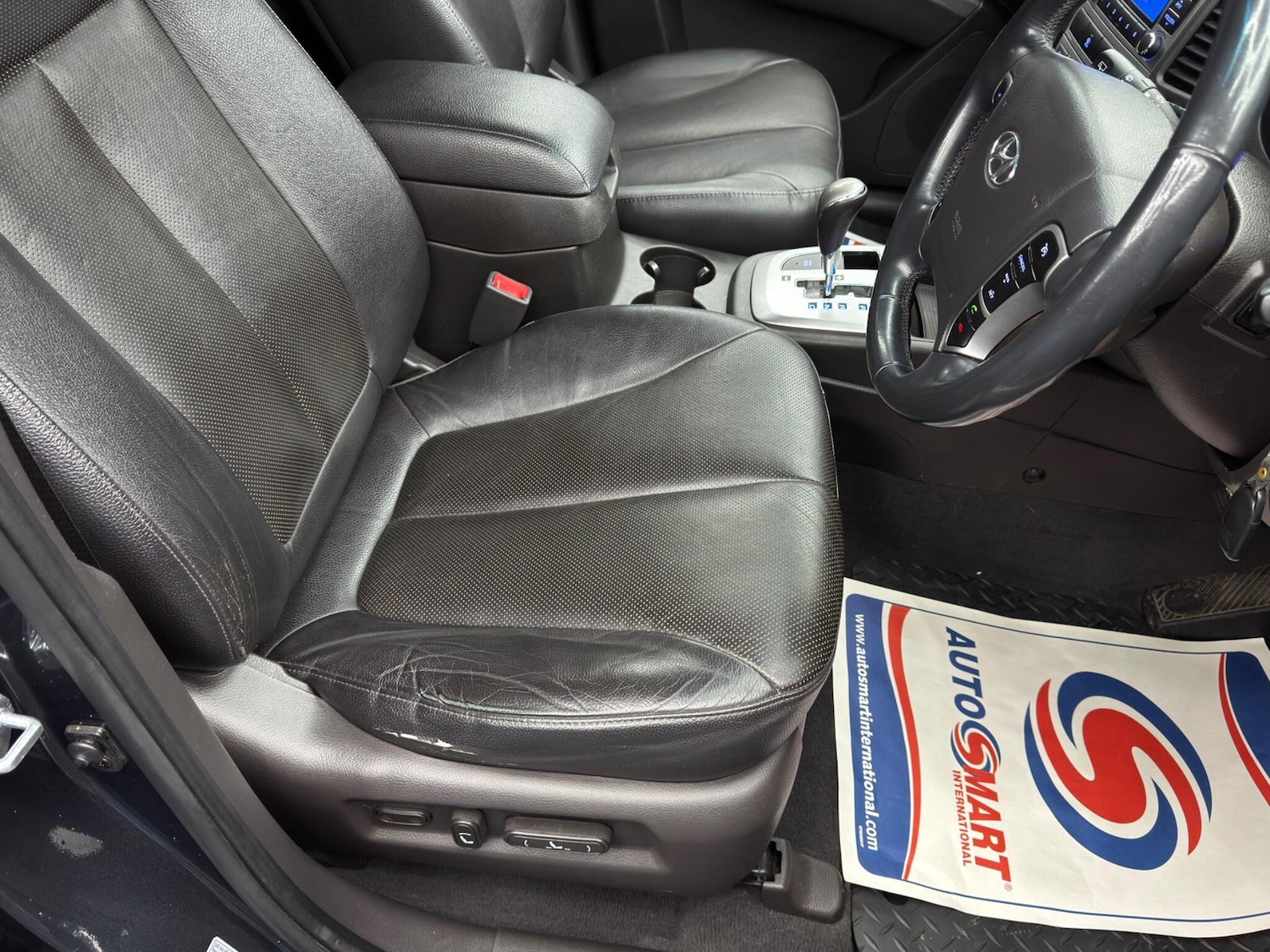 Used Hyundai Santa Fe 2012 for sale - 78058854: Photo 13