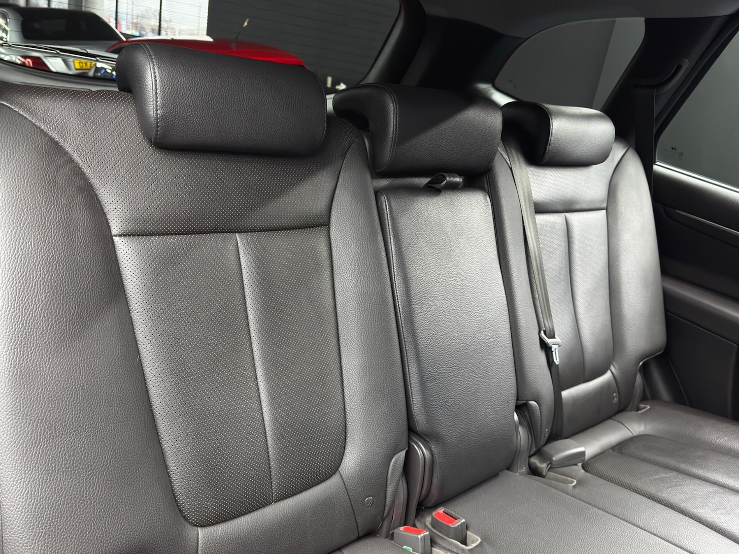 Used Hyundai Santa Fe 2012 for sale - 78058854: Photo 15