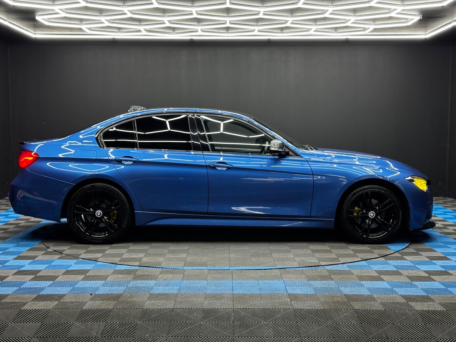 Used BMW 3 Series for sale - 77020965: Photo 4