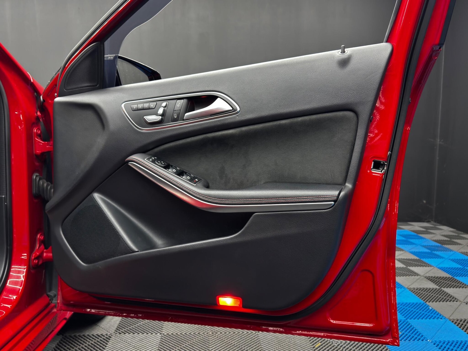 Used Mercedes-Benz A-Class 2016 for sale - 76440814: Photo 44