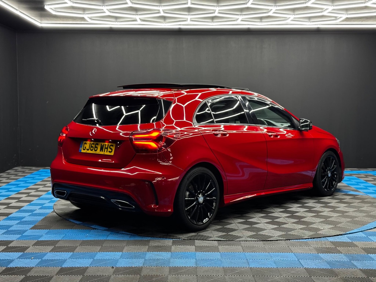 Used Mercedes-Benz A-Class 2016 for sale - 76440814: Photo 5