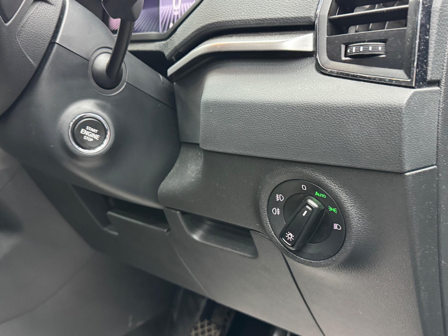 Used Skoda Karoq 2022 for sale - 76988764: Photo 24