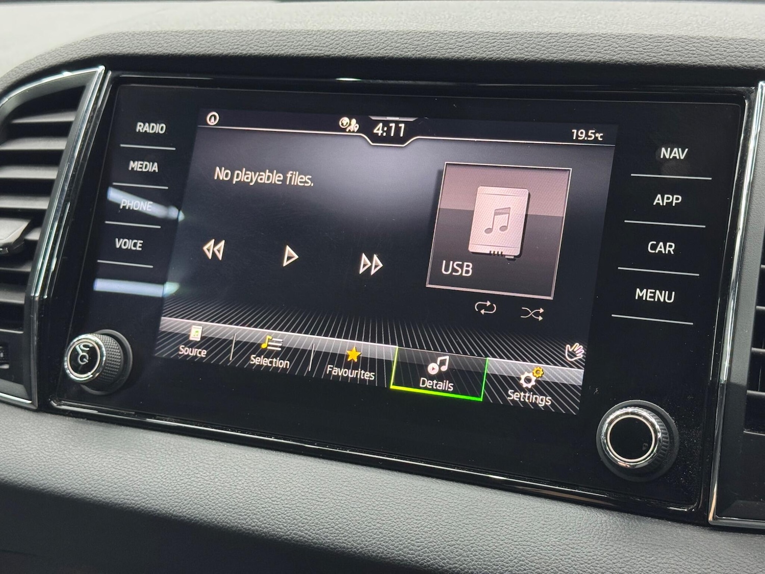 Used Skoda Karoq 2022 for sale - 76988764: Photo 33