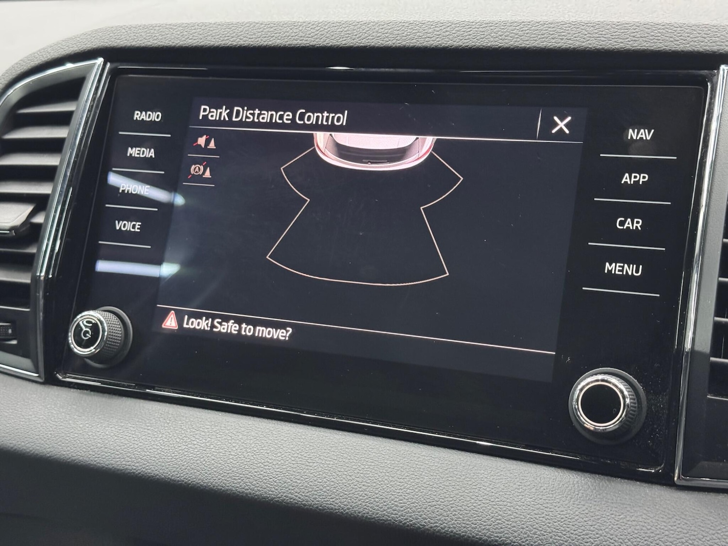 Used Skoda Karoq 2022 for sale - 76988764: Photo 40