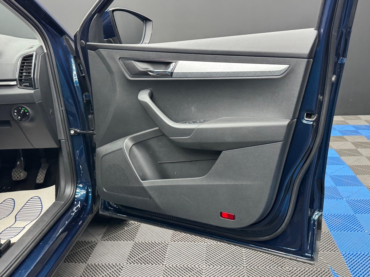 Used Skoda Karoq 2022 for sale - 76988764: Photo 46