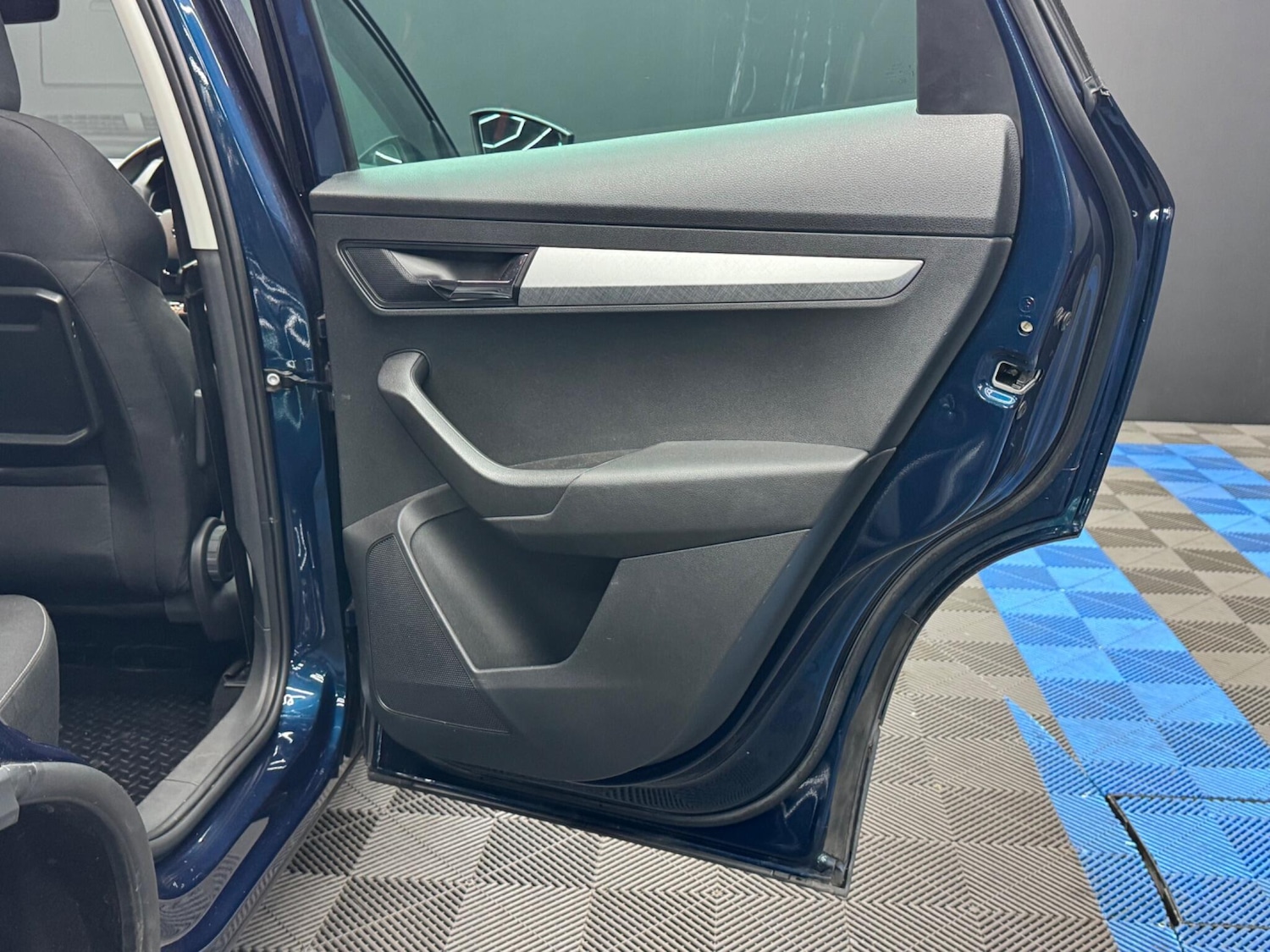 Used Skoda Karoq 2022 for sale - 76988764: Photo 48