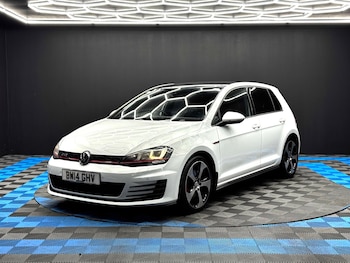 Used Volkswagen Golf 2014 for sale - 77049749: Photo