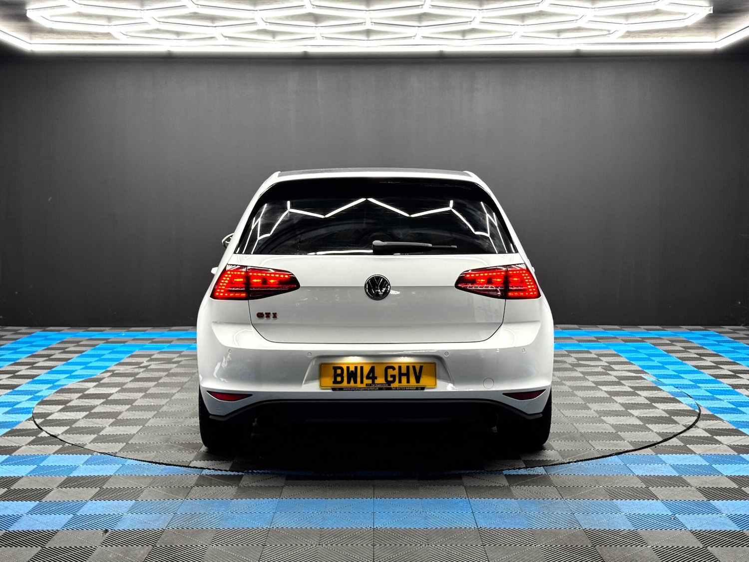 Used Volkswagen Golf 2014 for sale - 77049749: Photo 6