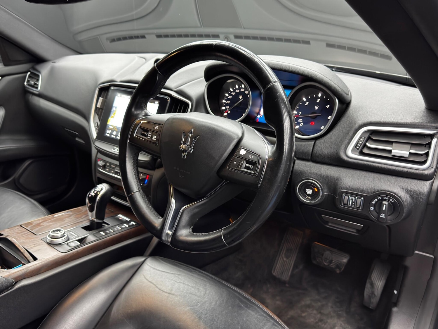 Used Maserati Ghibli 2017 for sale - 76562395: Photo 9