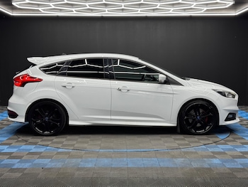 Used Ford Focus 2016 for sale - 78705340: Photo