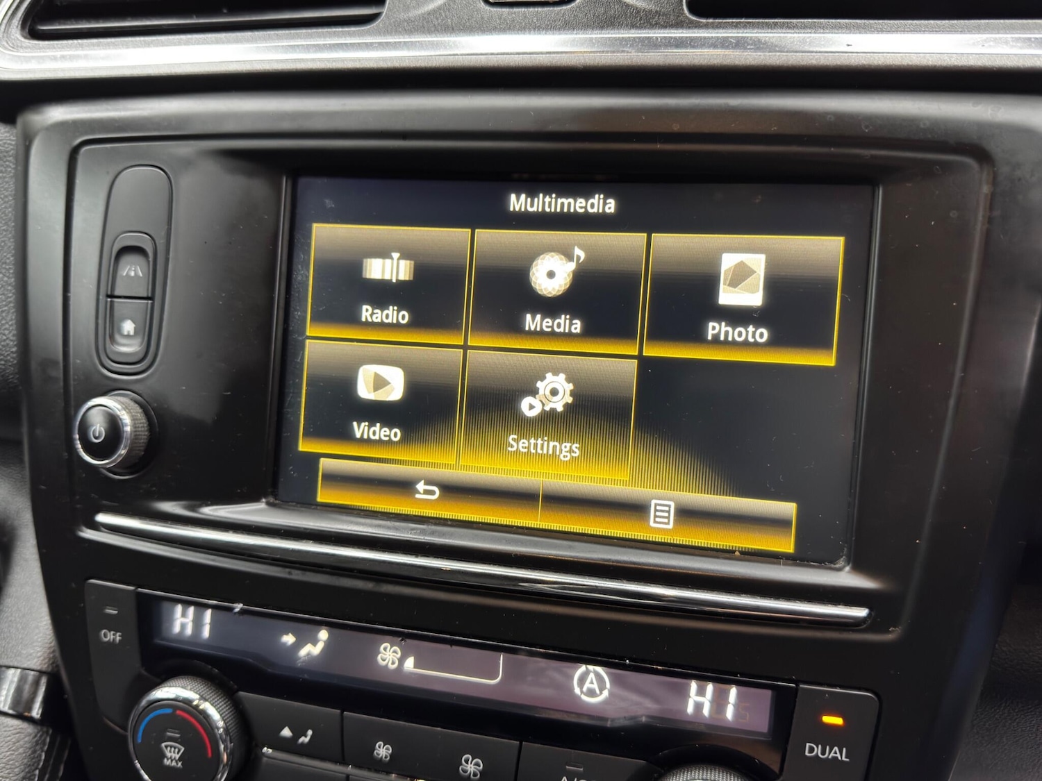 Used Renault Kadjar 2016 for sale - 76727797: Photo 28