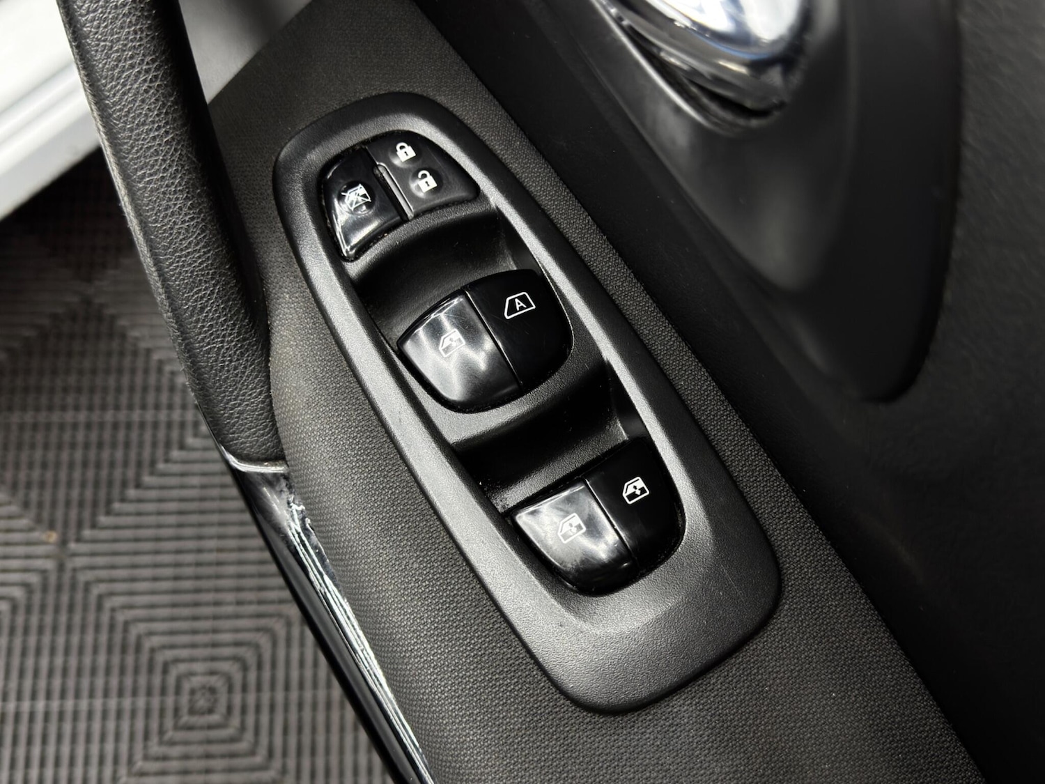 Used Renault Kadjar 2016 for sale - 76727797: Photo 39