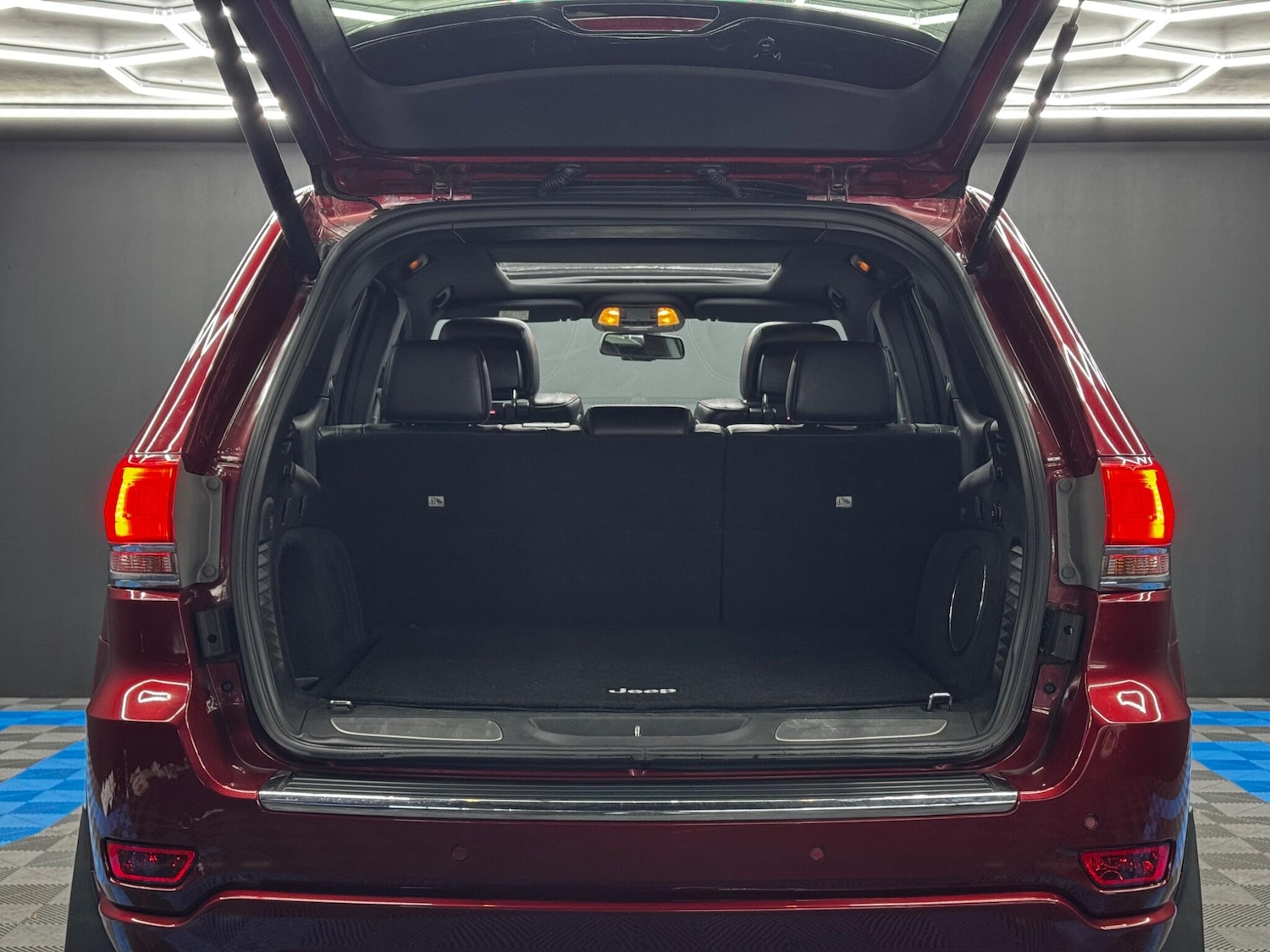 Used Jeep Grand Cherokee 2015 for sale - 76742821: Photo 37