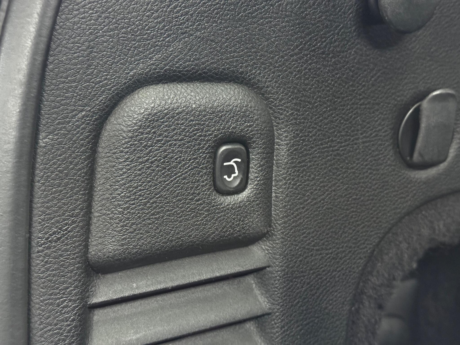 Used Jeep Grand Cherokee 2015 for sale - 76742821: Photo 38