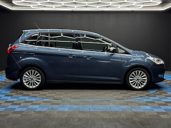 Used Ford Grand C-Max 2018 for sale - 79401602: Photo