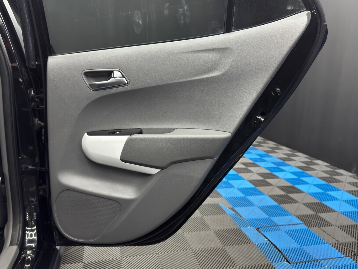 Used Kia Picanto for sale - 77550196: Photo 35