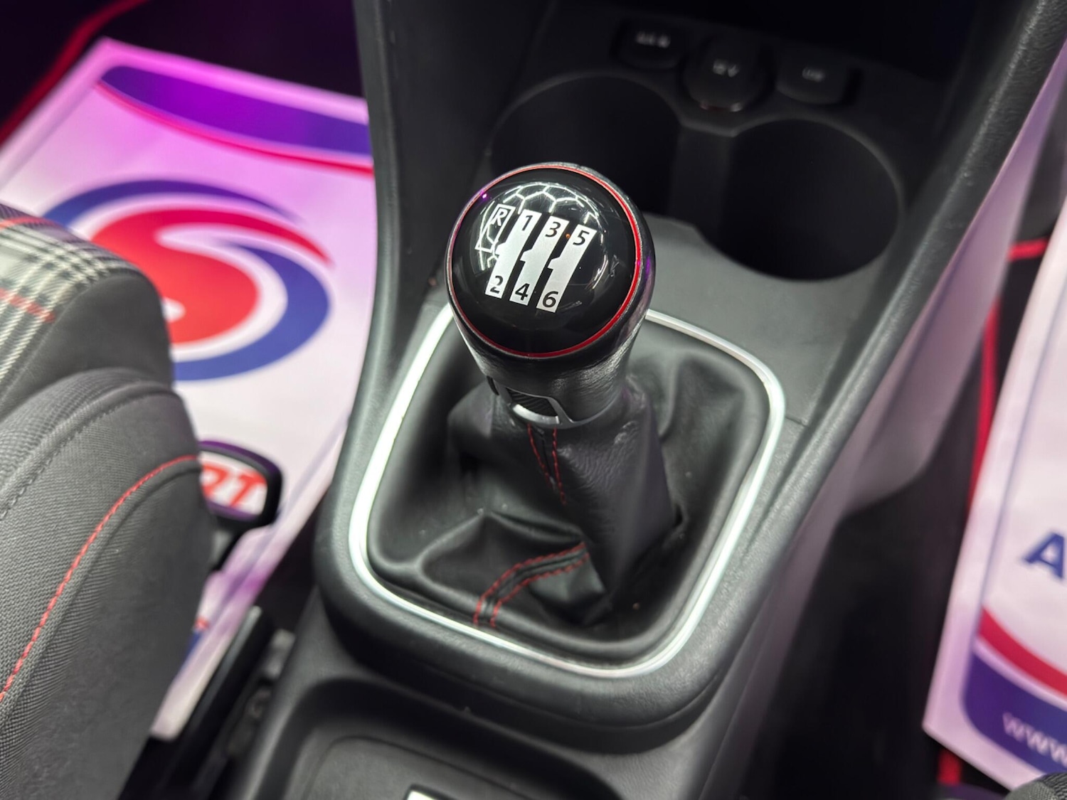 Used Volkswagen Polo 2016 for sale - 77331765: Photo 24