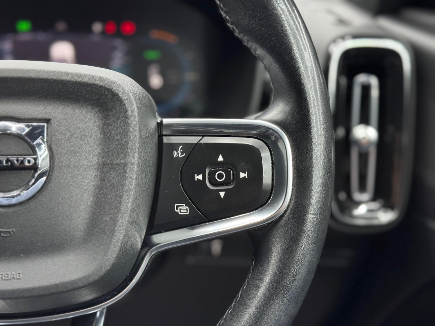 Used Volvo XC40 2021 for sale - 77376654: Photo 21