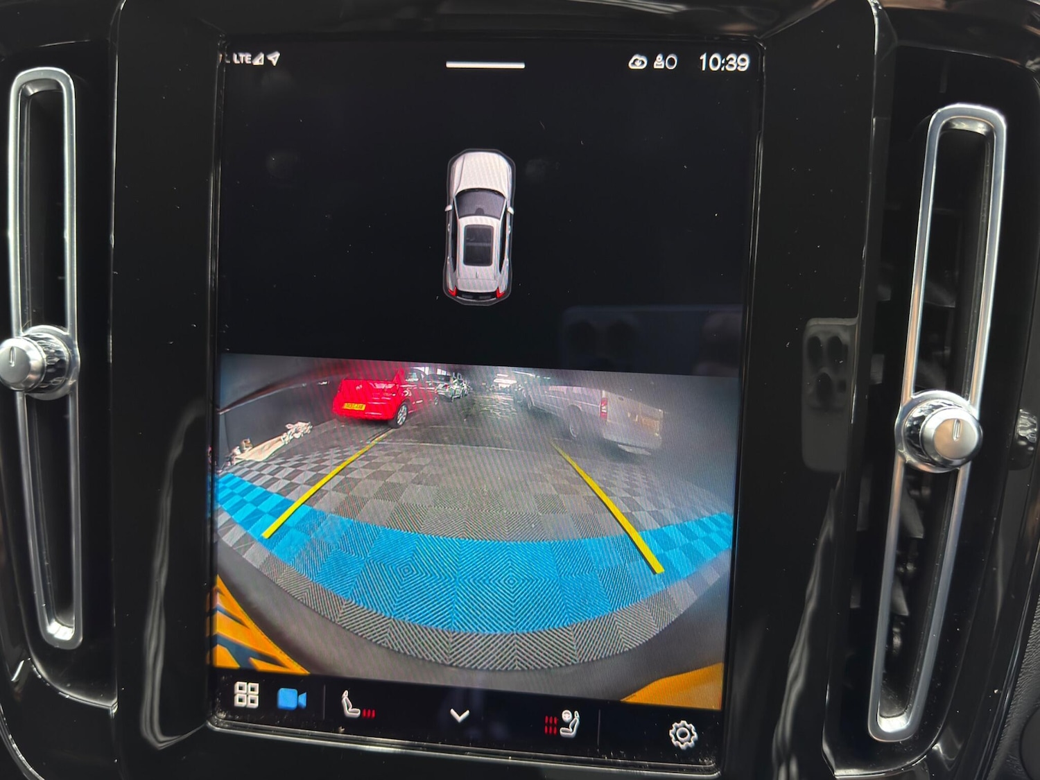 Used Volvo XC40 2021 for sale - 77376654: Photo 35