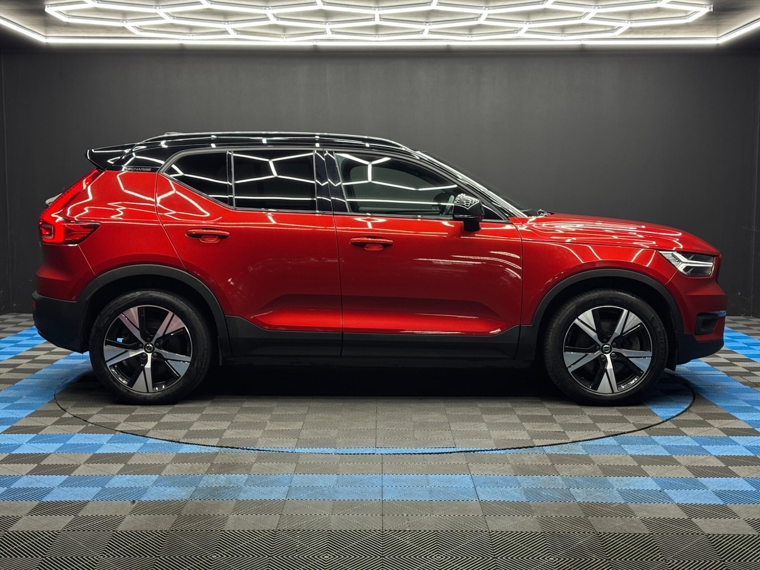 Used Volvo XC40 2021 for sale - 77376654: Photo 4