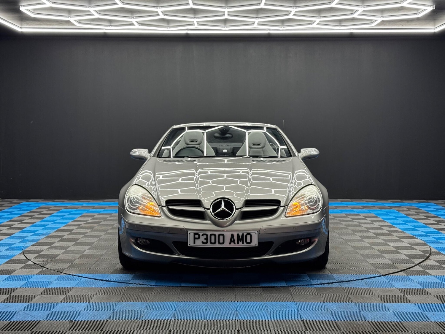 Used Mercedes-Benz SLK 2006 for sale - 76397926: Photo 2