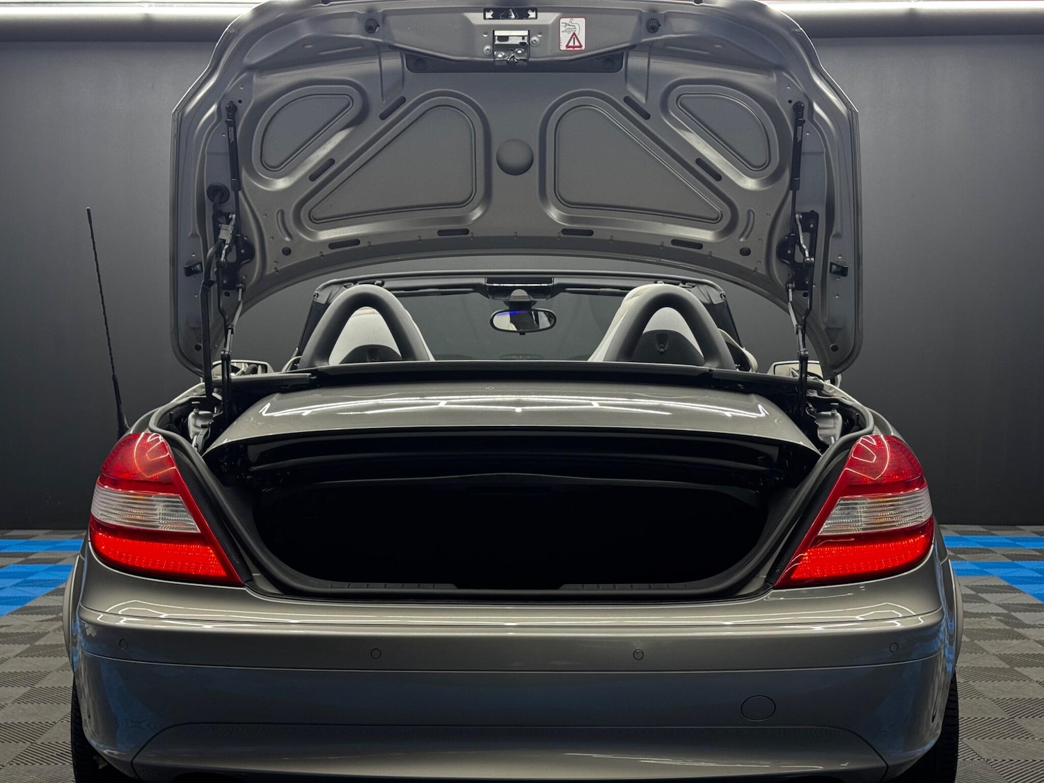 Used Mercedes-Benz SLK 2006 for sale - 76397926: Photo 28