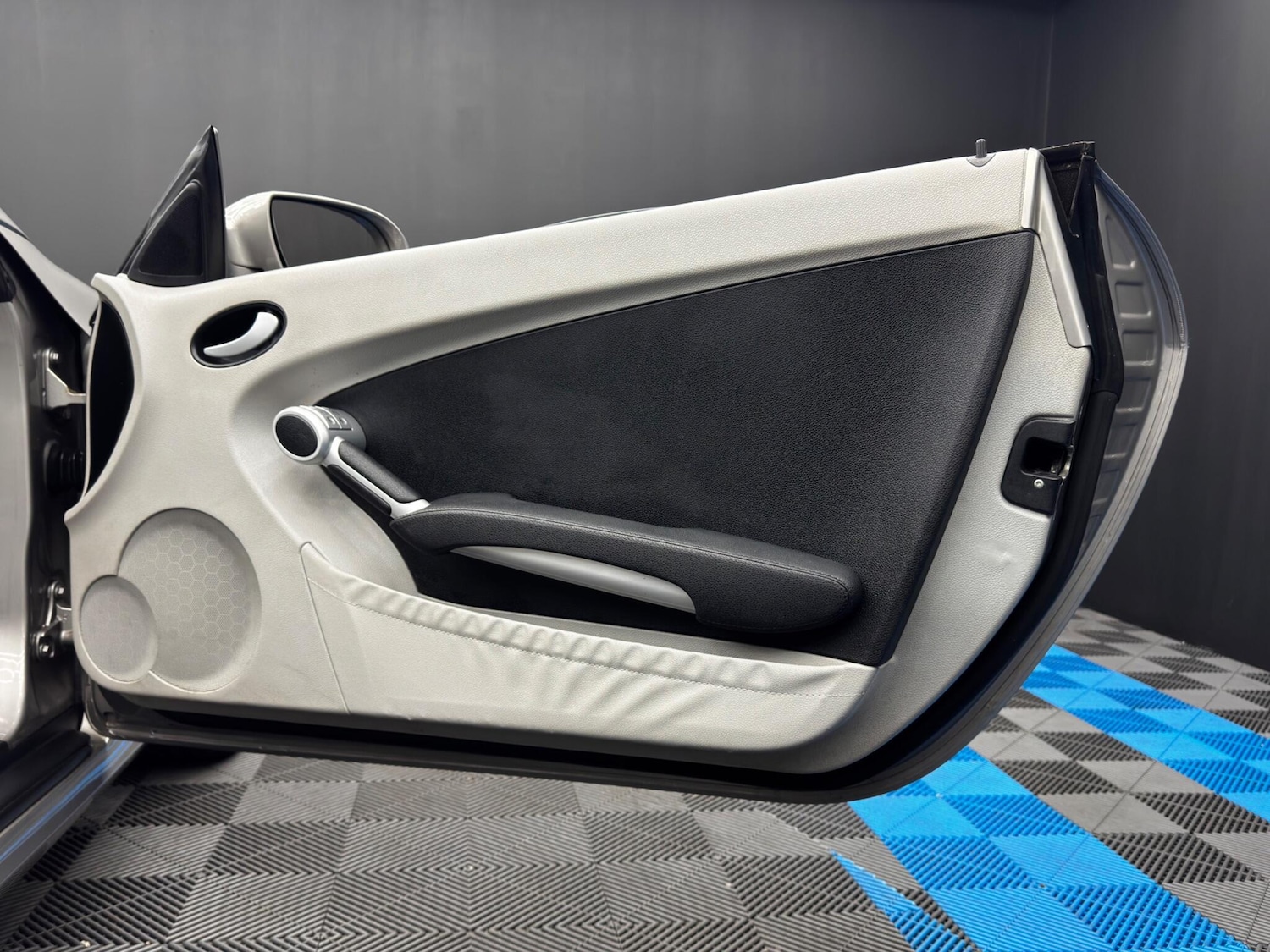 Used Mercedes-Benz SLK 2006 for sale - 76397926: Photo 29