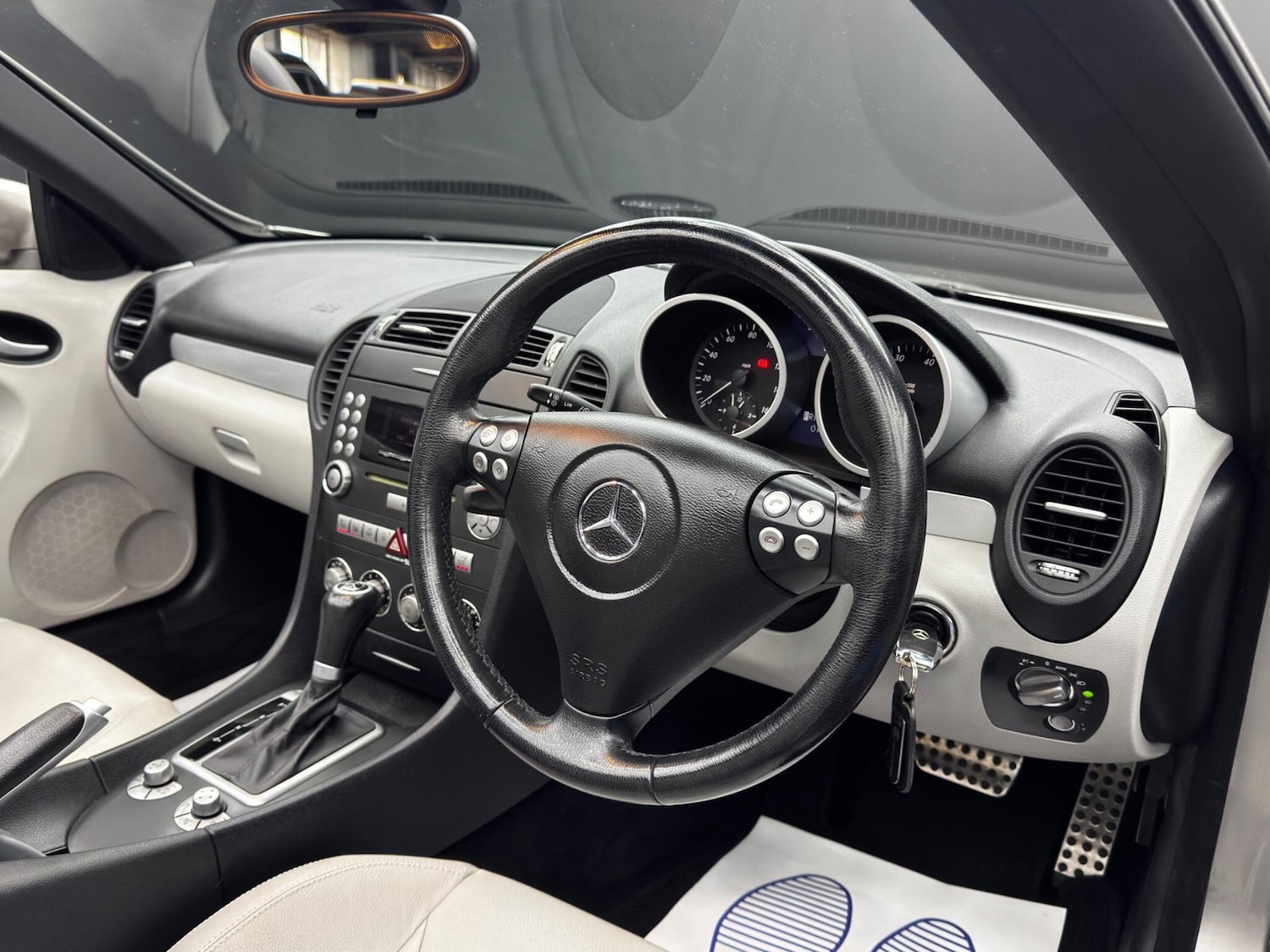 Used Mercedes-Benz SLK 2006 for sale - 76397926: Photo 9