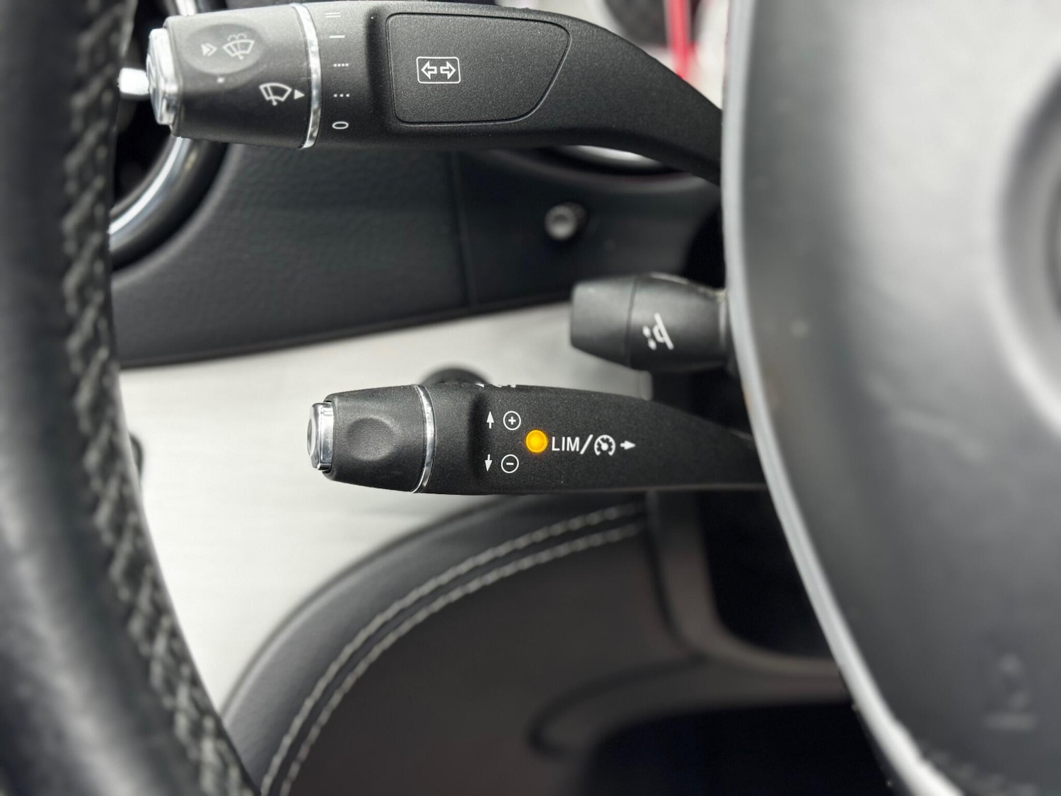 Used Mercedes-Benz SL 2014 for sale - 76472586: Photo 20