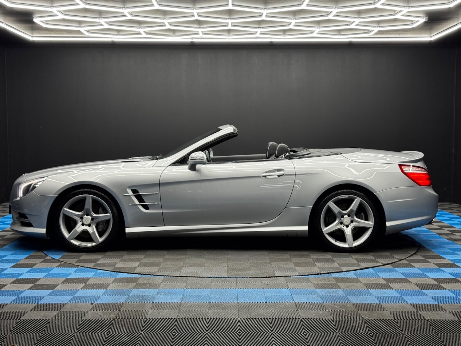 Used Mercedes-Benz SL 2014 for sale - 76472586: Photo 8