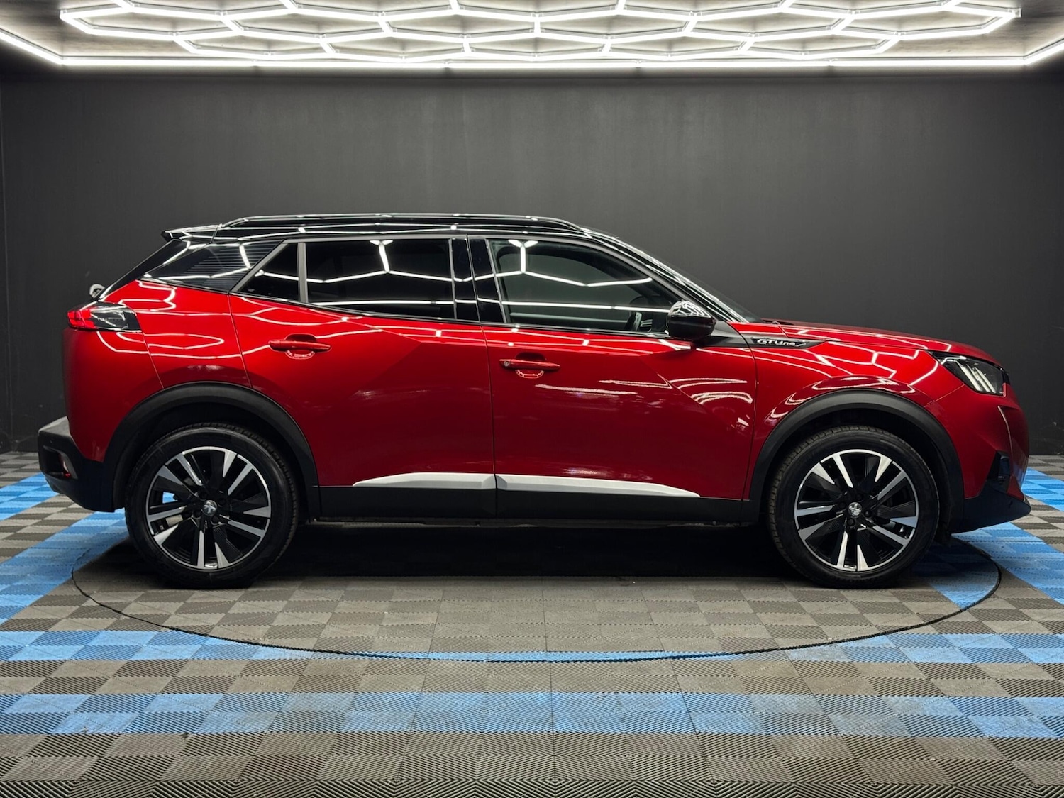 Used Peugeot 2008 for sale - 78127796: Photo 4