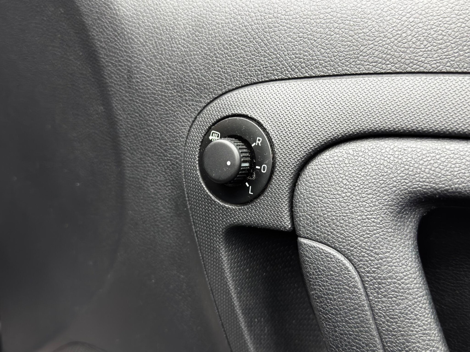 Used Skoda Roomster 2011 for sale - 76512033: Photo 33