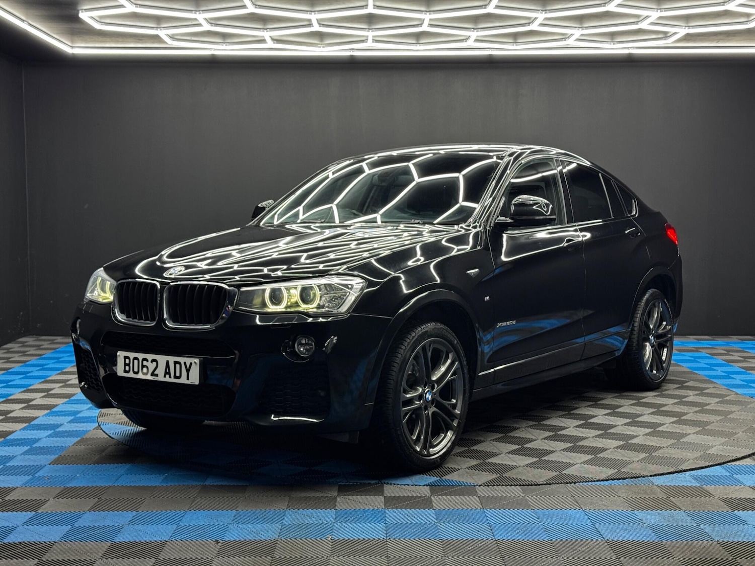 Used BMW X4 for sale - 77497118: Photo 3
