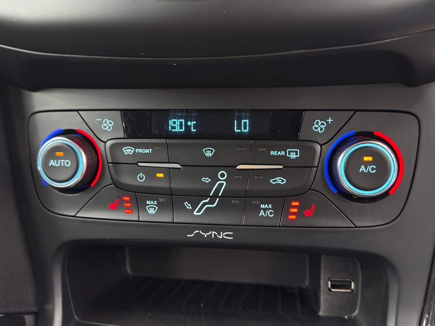 Used Ford Focus 2015 for sale - 76926415: Photo 26