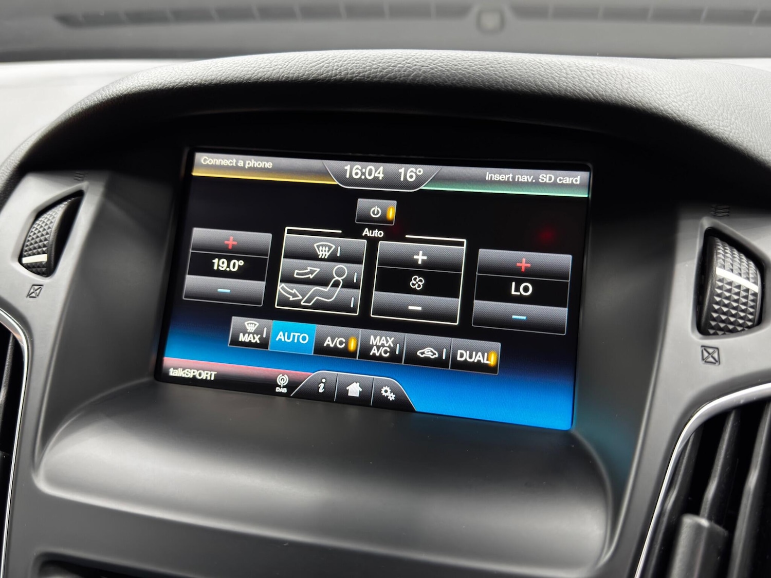 Used Ford Focus 2015 for sale - 76926415: Photo 31