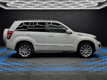 Used Suzuki Grand Vitara 2013 for sale - 76823715: Photo