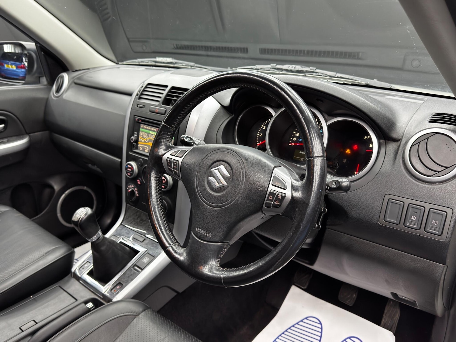 Used Suzuki Grand Vitara 2013 for sale - 76823715: Photo 9