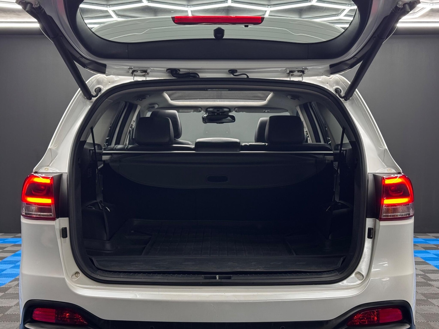 Used Kia Sorento 2015 for sale - 77175545: Photo 37