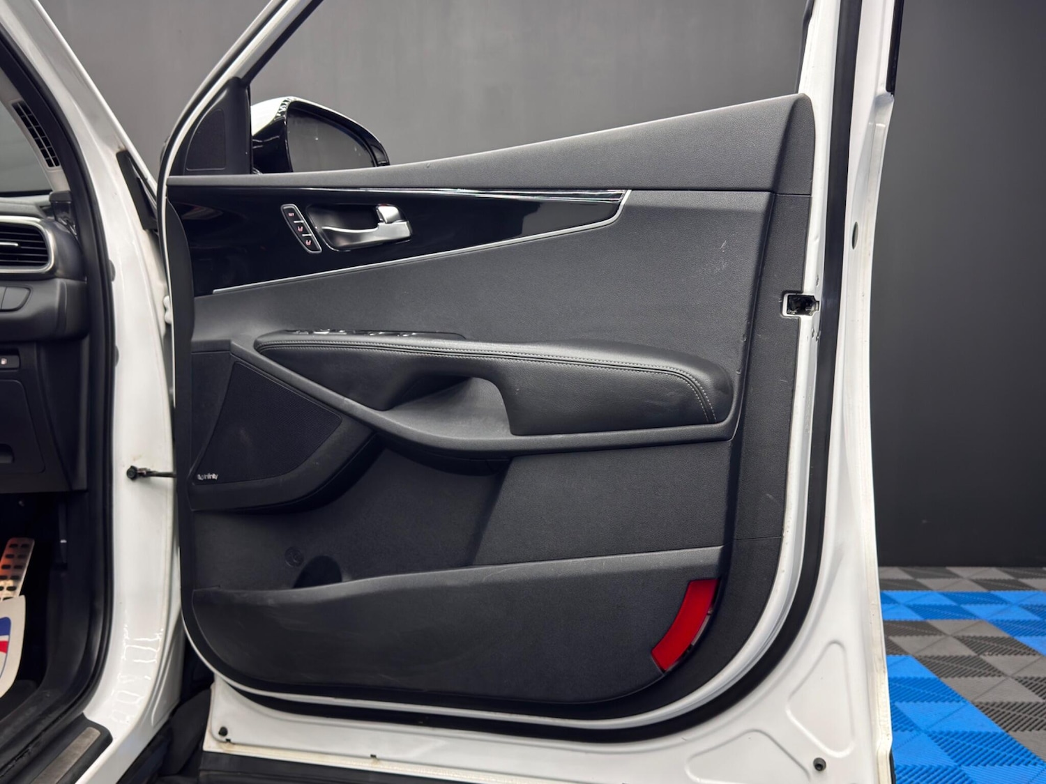 Used Kia Sorento 2015 for sale - 77175545: Photo 39