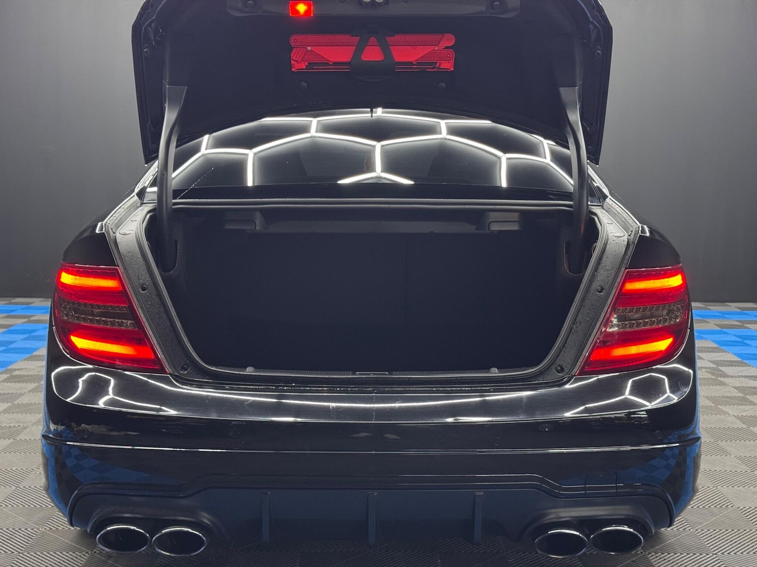 Used Mercedes-Benz C-Class 2013 for sale - 76099054: Photo 40