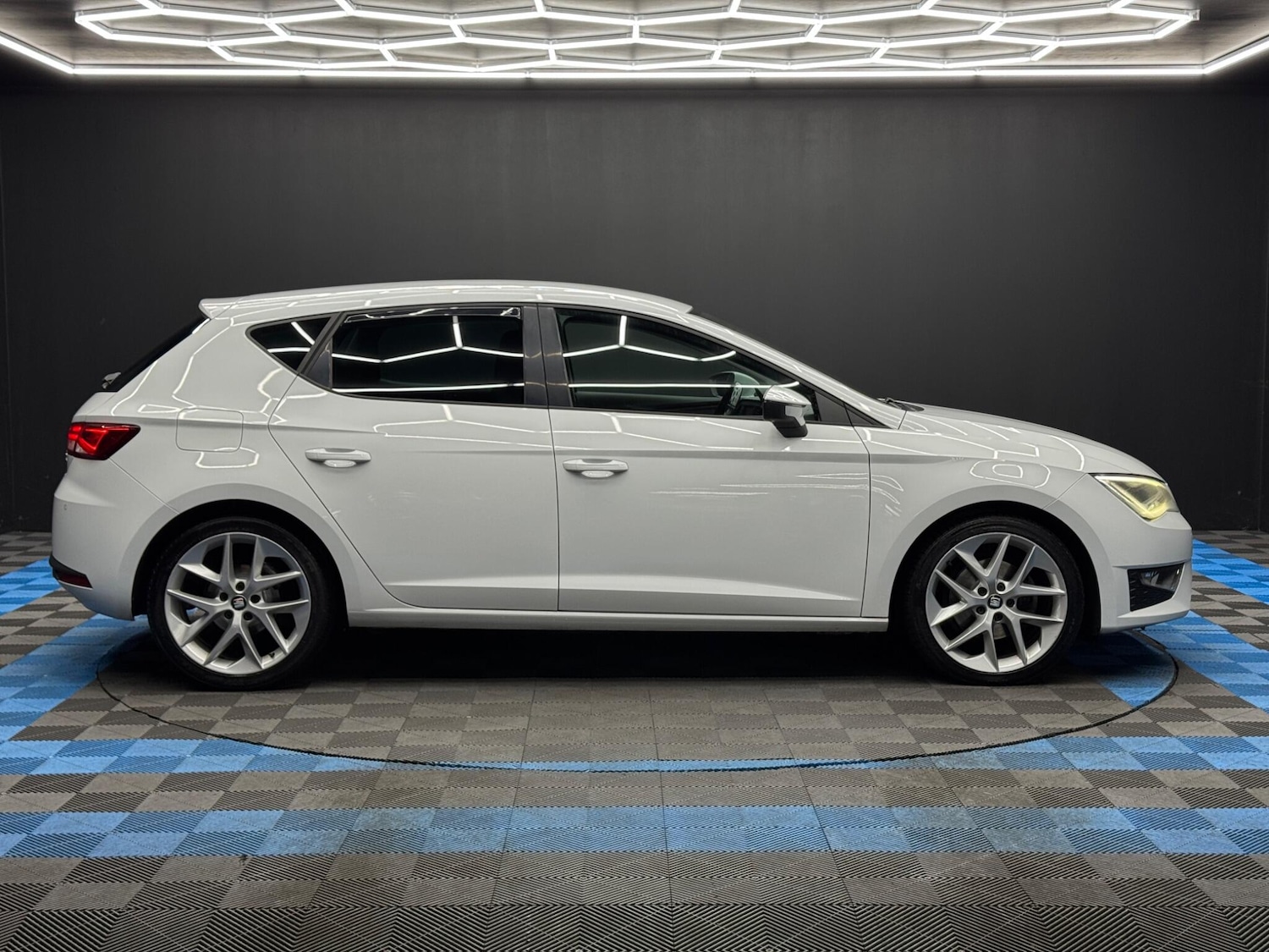 Used SEAT Leon for sale - 78100510: Photo 4