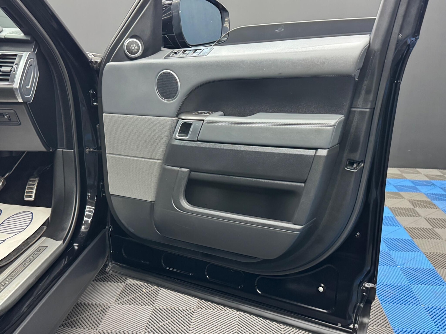 Used Land Rover Range Rover Sport 2014 for sale - 76283590: Photo 34