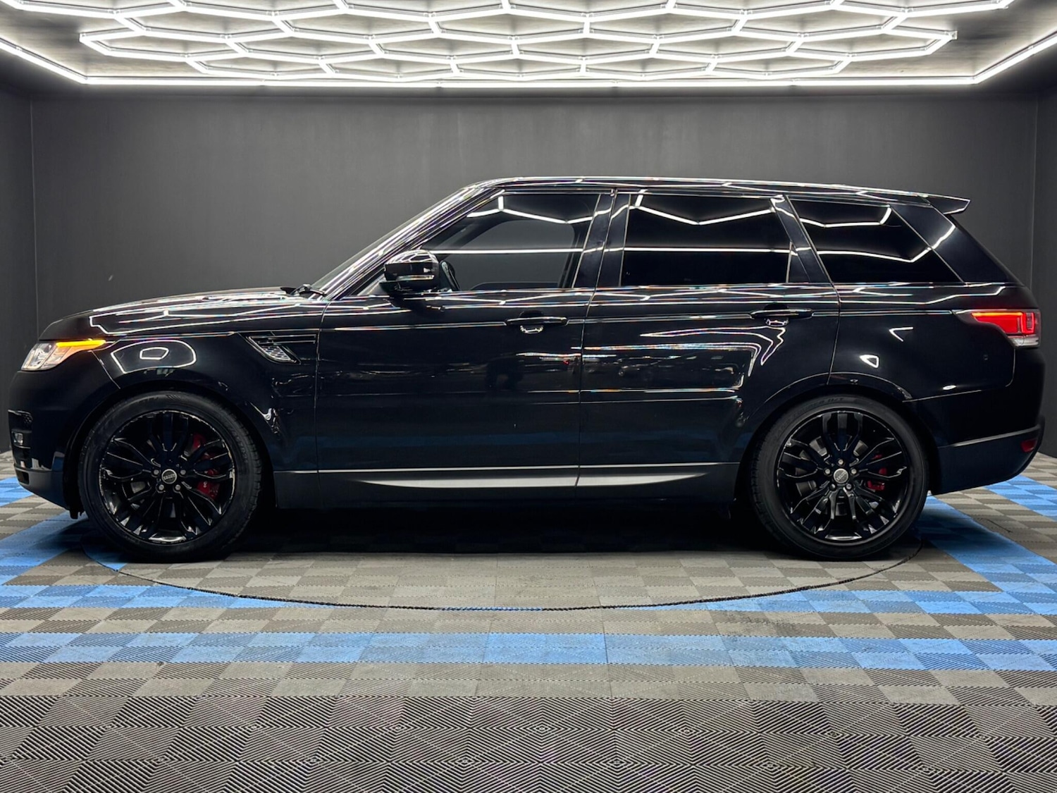 Used Land Rover Range Rover Sport 2014 for sale - 76283590: Photo 8