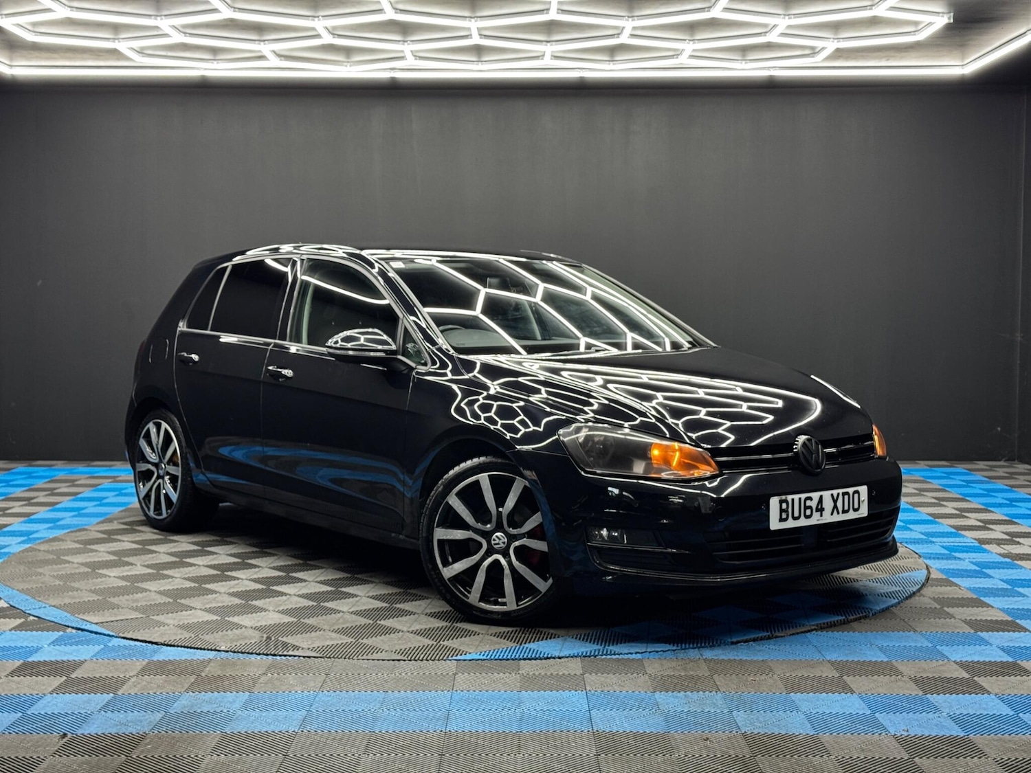 Used Volkswagen Golf 2014 for sale - 76849731: Photo 1