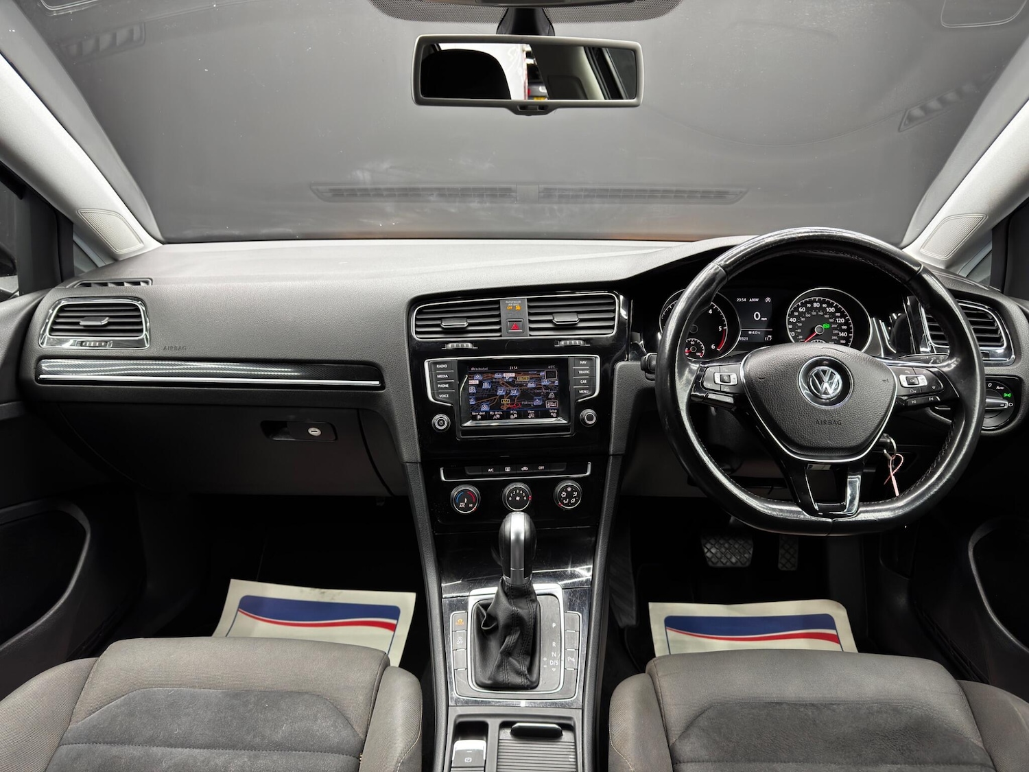 Used Volkswagen Golf 2014 for sale - 76849731: Photo 10