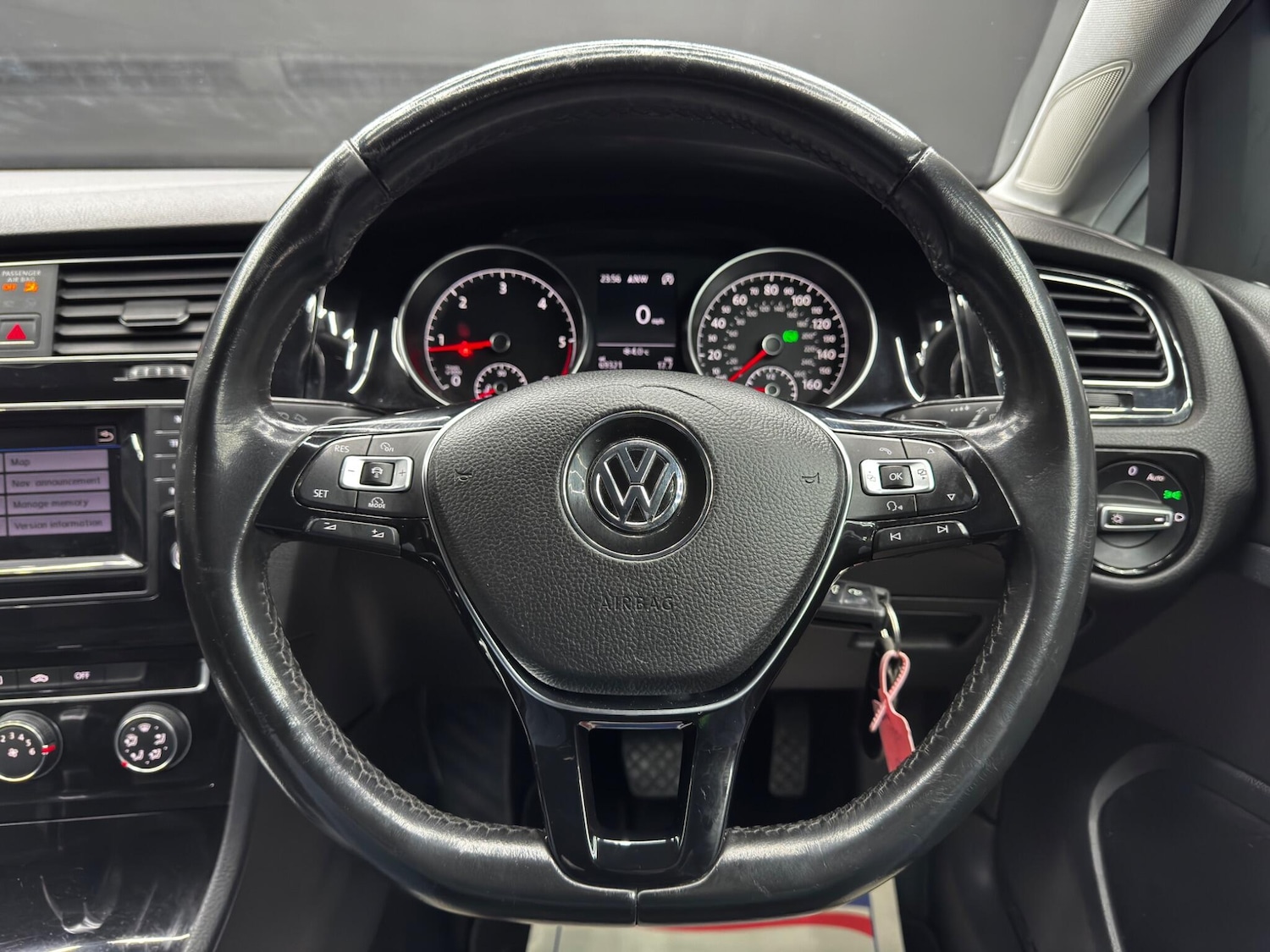 Used Volkswagen Golf 2014 for sale - 76849731: Photo 17