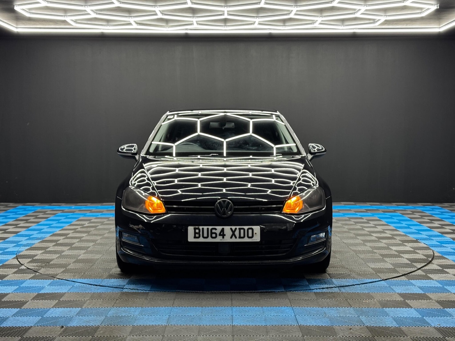 Used Volkswagen Golf 2014 for sale - 76849731: Photo 2