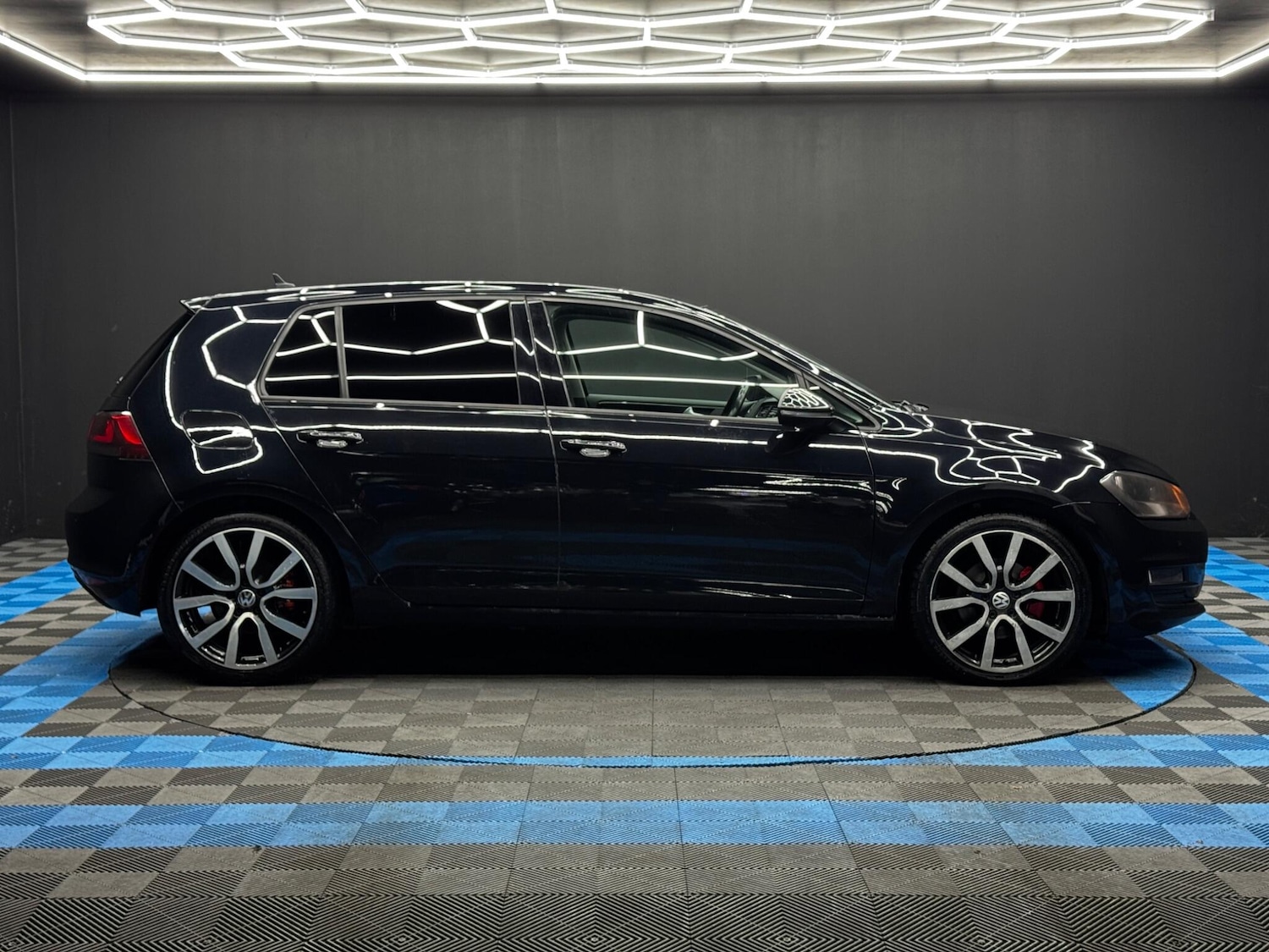 Used Volkswagen Golf 2014 for sale - 76849731: Photo 4