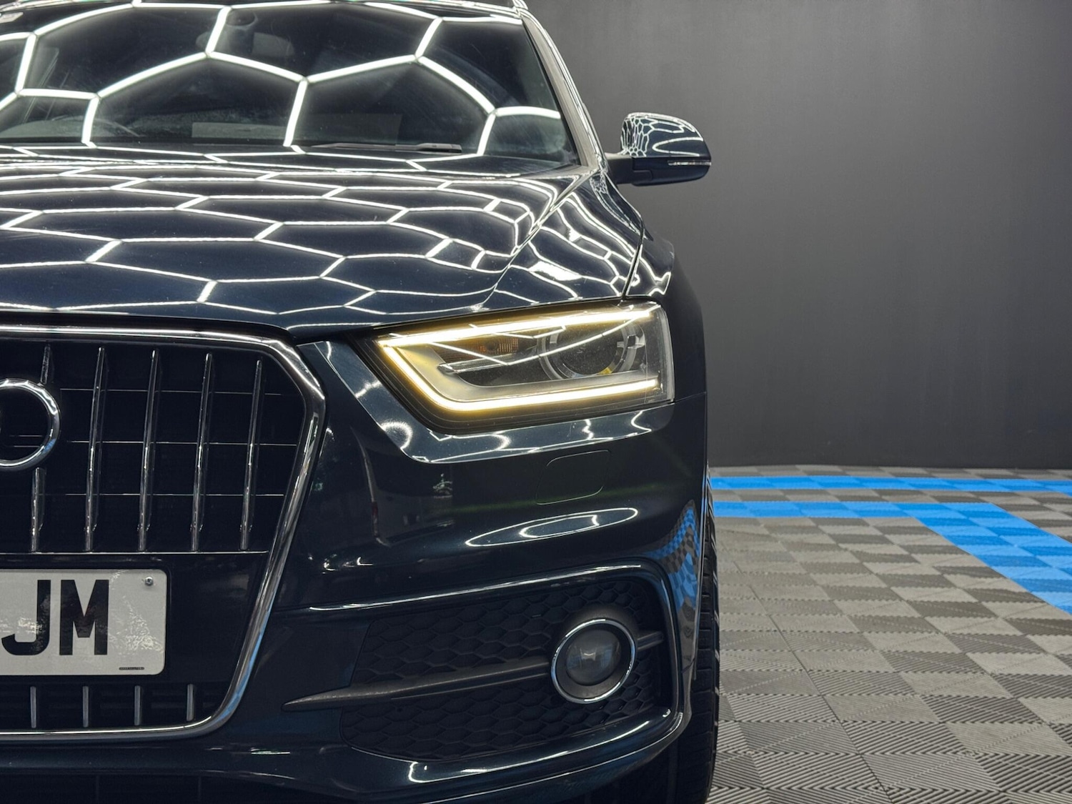 Used Audi Q3 2012 for sale - 77279318: Photo 41